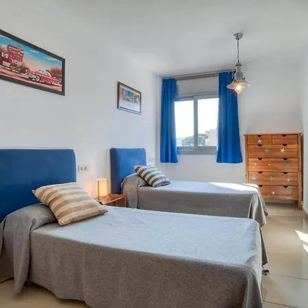 Apartment El Moll